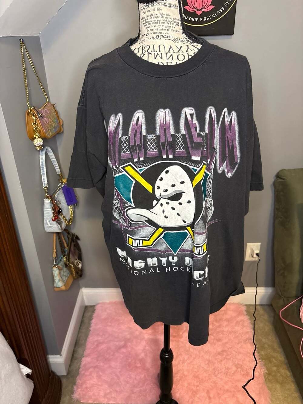 Vintage 1993 Anaheim Mighty Ducks Magic Johnson T's NHL Hockey Shirt